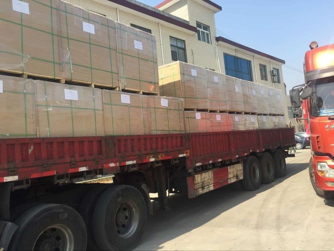Fused Grain Rebounded Refractory Fire Bricks Customized Size For Glass Furnace